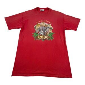 Vintage Disney World Animal Kingdom Lodge T-Shirt Size‎ Medium Red 2000 Thrashed
